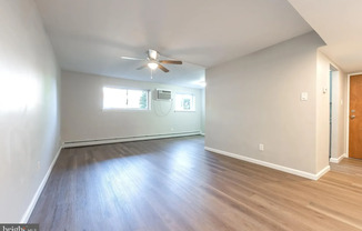 2 beds, 2 baths, $1,700, Unit L-2