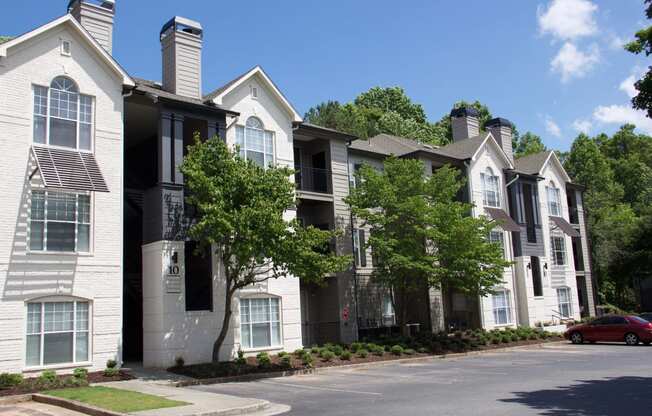 Luxury Apartments in Roswell | Wesley St. James Apartments | Welcome Home