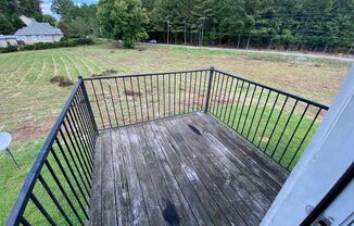 3 beds, 2 baths, $1,100, Unit 309 Wax Rd SE