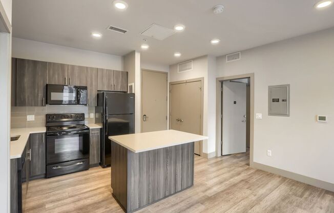 2 beds, 2 baths, 708 sqft, $1,850, Unit 306