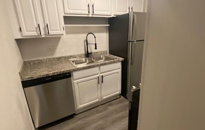 1 bed, 1 bath, 745 sqft, $1,175