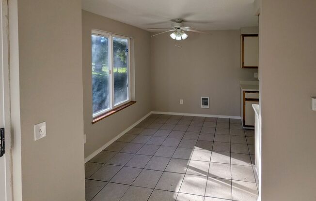 2 beds, 2 baths, 950 sqft, $1,350, Unit 23
