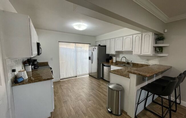 5108 Ravensdale Way - FOR LEASE
