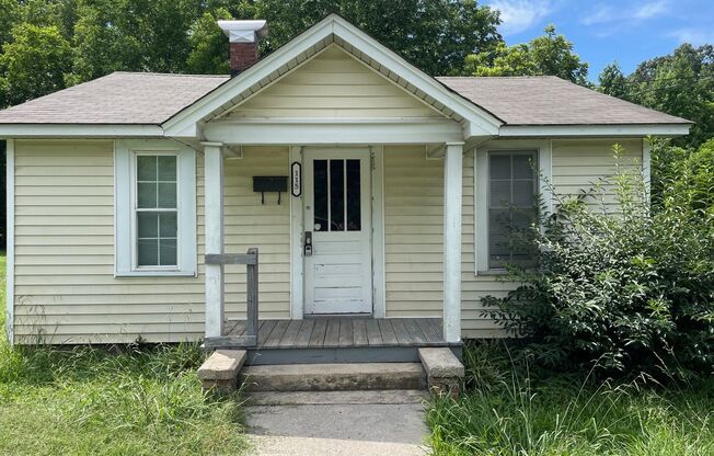2 BED, 1 BATH HOME IN TROY, $850 MONTH, $850 DEPOSIT!
