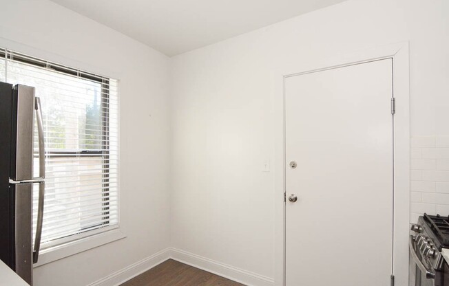 2639 5 N SPAULDING