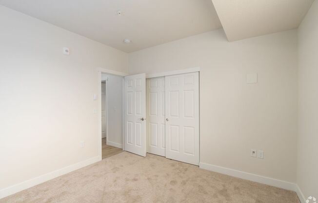 2 beds, 2 baths, 1,194 sqft, $1,750, Unit I-301