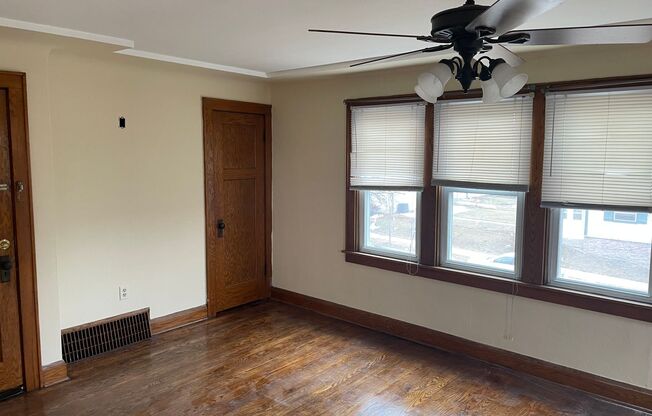 2100-2102 S 85th St.