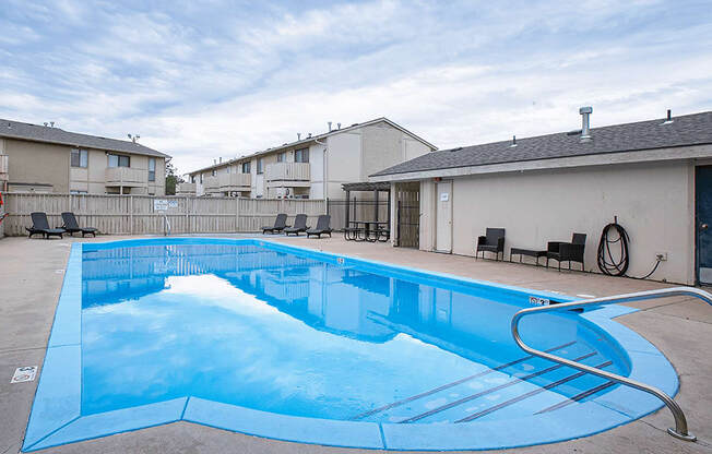 pool at Ponderosa Apartments