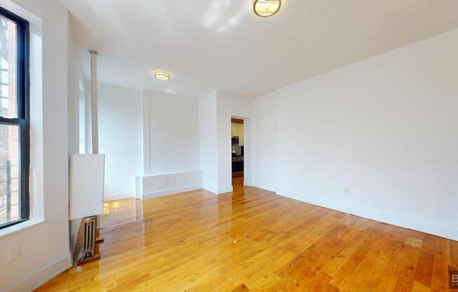 17 W 125 ST