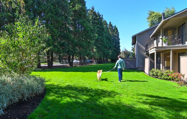 2 beds, 1.5 baths, 998 sqft, $1,730, Unit 0105