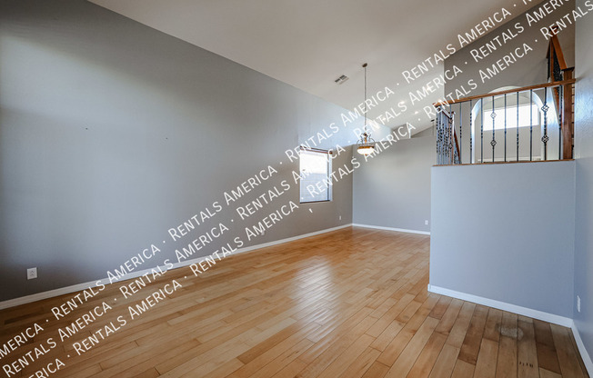 2437 W RED RANGE WAY