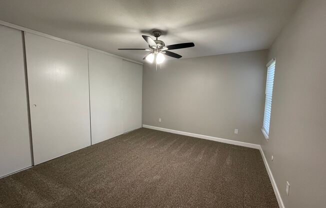 2 beds, 1 bath, 945 sqft, $1,325, Unit 8723-201