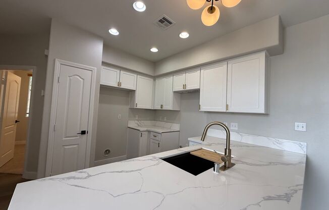 RENOVATED 4BD/2.5BA NEAR LONE MOUNTAIN