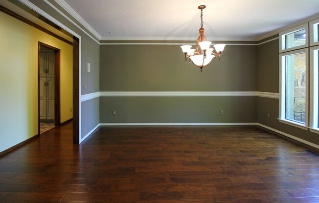 Space Galore In This Jenks South East Home!