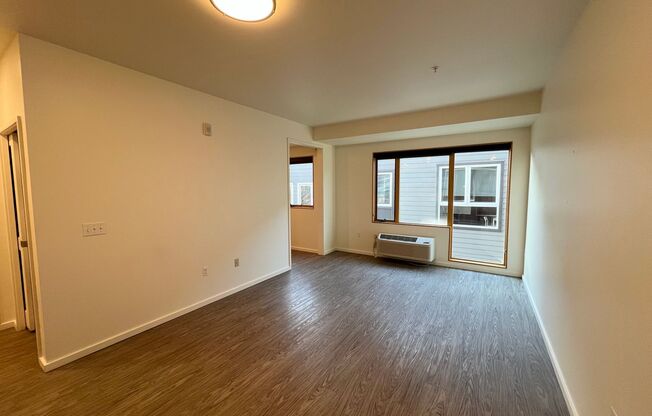 1 bed, 1 bath, 690 sqft, $1,519, Unit 304