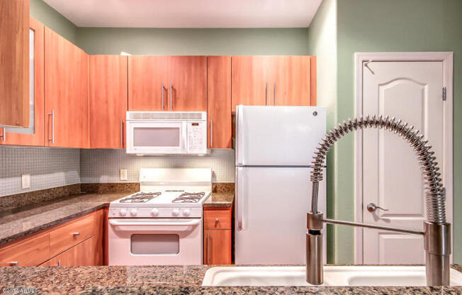 1 bed, 1 bath, $1,410