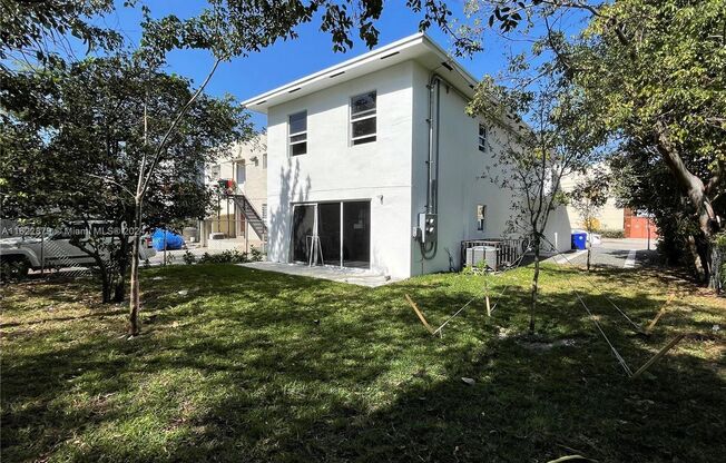 1020 NW 29th Terrace 1, Miami, FL 33127