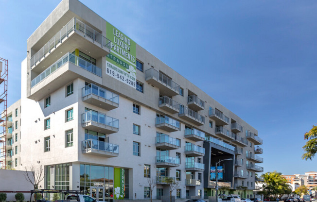 1 bed, 1 bath, 640 sqft, $3,095, Unit 104