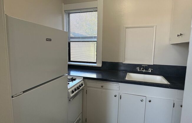 Wellesley Court Apartments