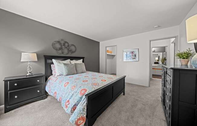 Park Lane Apartments