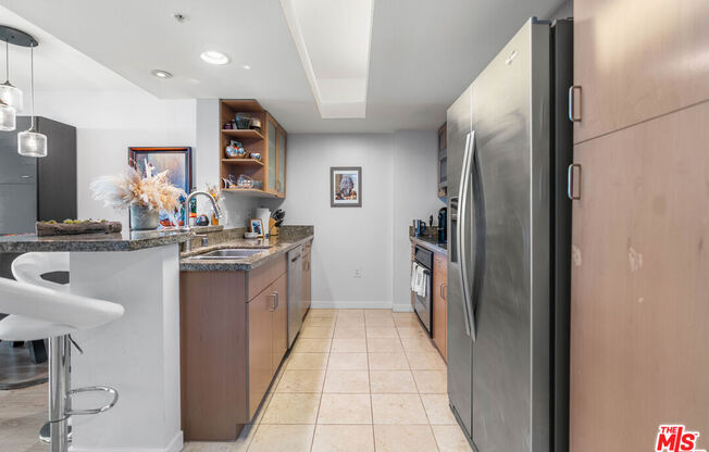 1 bed, 1 bath, 859 sqft, $4,250, Unit 621