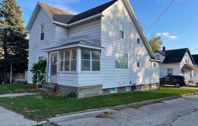 Lovely 4 Bedroom John Ball Park