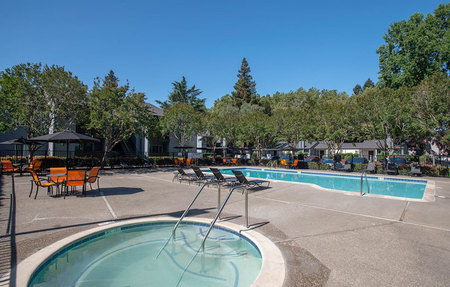 Pheasant Pointe Swimming Pool and Spa