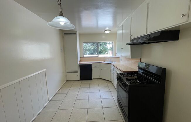 1 bed, 1 bath, 624 sqft, $1,845, Unit 222