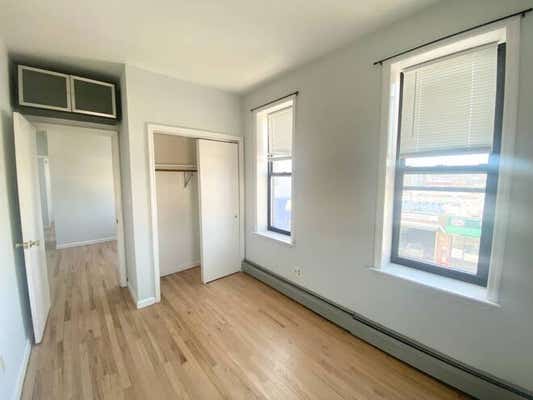 40 4 36 AVE