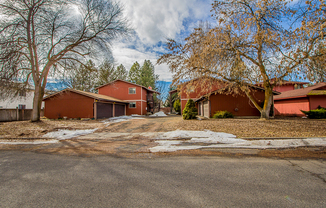 4536 S DONALD CT