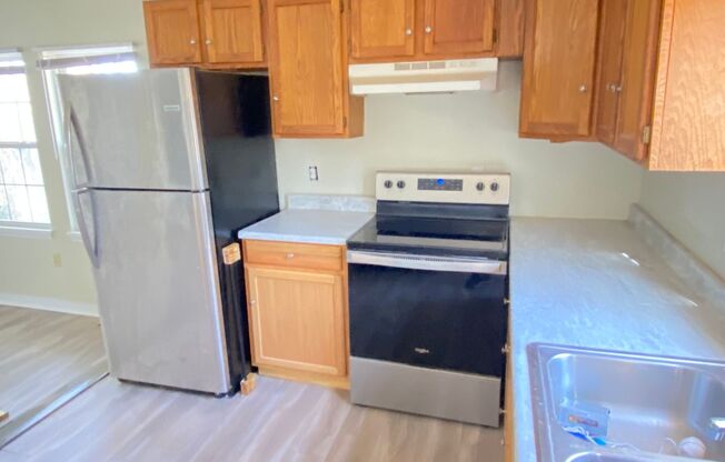 Charming 3-Bedroom Home for Lease in Prime West Asheville Location!