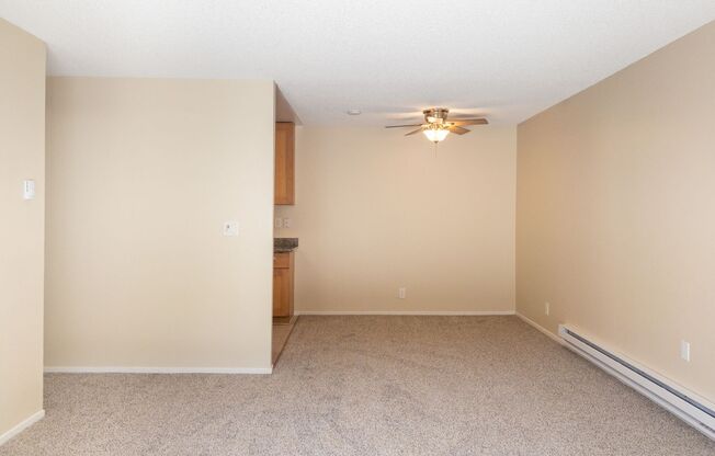 1 bed, 1 bath, 620 sqft, $1,899, Unit 103