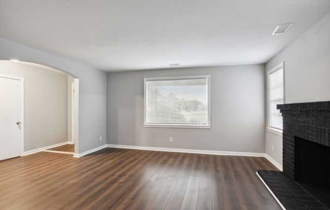 Large 3BR/2BA Near Downtown Savannah Home For Rent