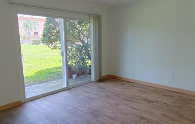 Welcome to Tampa Racquet Club – Where Comfort Meets Convenience!