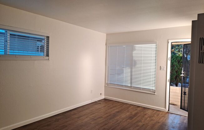 2 beds, 1 bath, 800 sqft, $2,395, Unit 6091