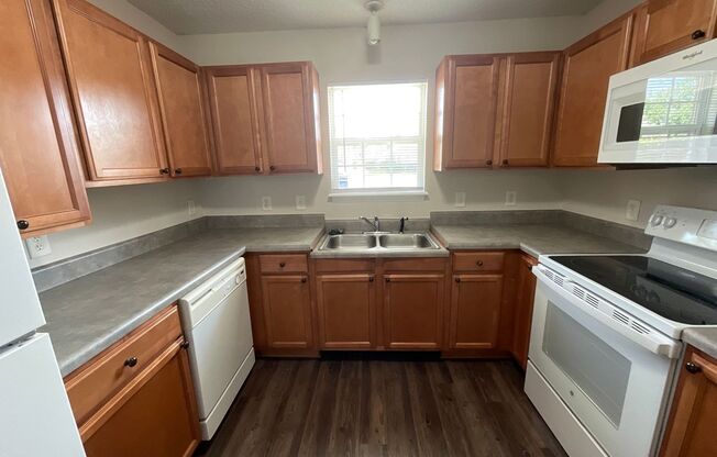 2 beds, 2 baths, 1,131 sqft, $1,475, Unit 2772-3