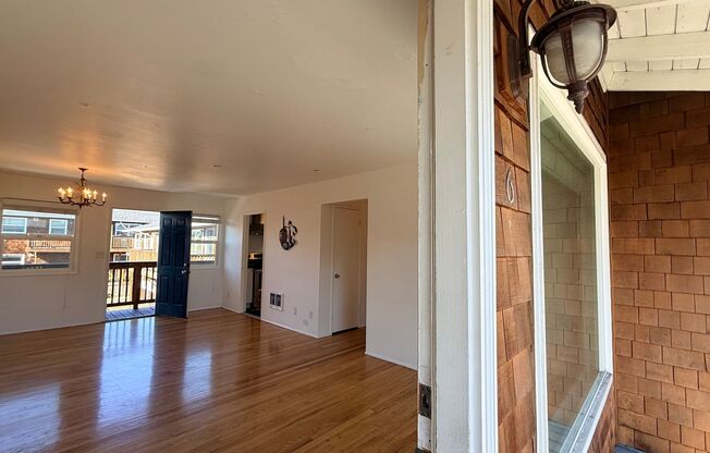 2 beds, 1 bath, 801 sqft, $1,799, Unit 3020-06