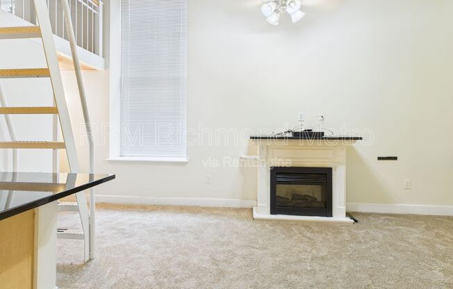 1 bed, 1 bath, 719 sqft, $1,220, Unit 203