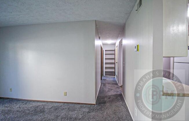 2 beds, 1 bath, 925 sqft, $955, Unit 822/102