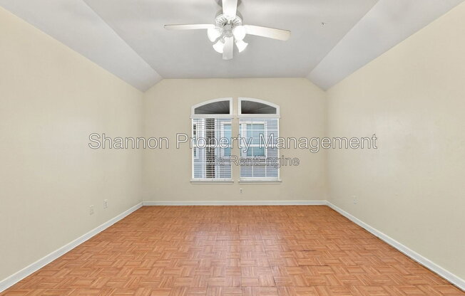 2 beds, 1.5 baths, 1,230 sqft, $2,075