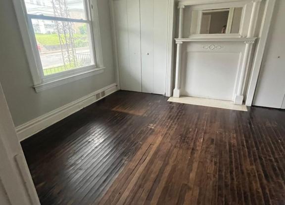 Pioneer Avenue 3129 multi