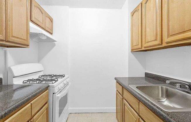 Newly Renovated 1 Bedroom 1 Bathroom  Available