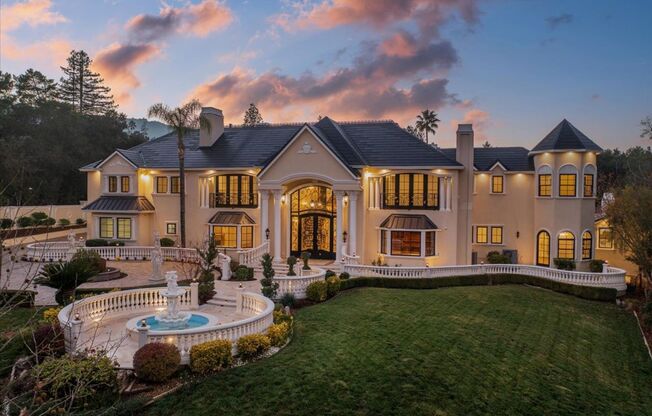 Luxury 10 Bedrooms, 9 Bathroom Estate for Lease in Los Gatos