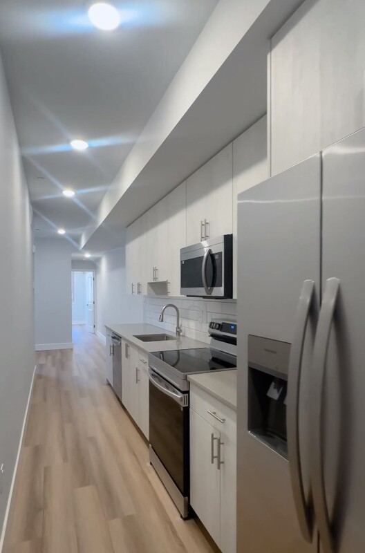 3259 N 13 ST