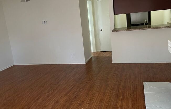 Studio, 1 bath, 600 sqft, $1,850, Unit 34