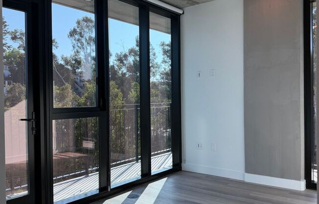 2 beds, 2 baths, 816 sqft, $4,249, Unit 305