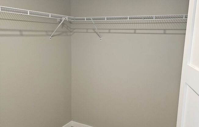 3 beds, 2 baths, 1,218 sqft, $1,450, Unit Neptune 207