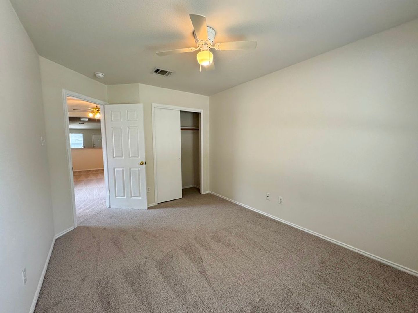 Great one story white brick, 4 bedroom home available in Horizon Park subdivision!