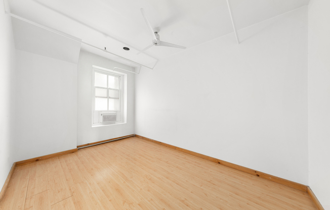 191 CHRYSTIE ST