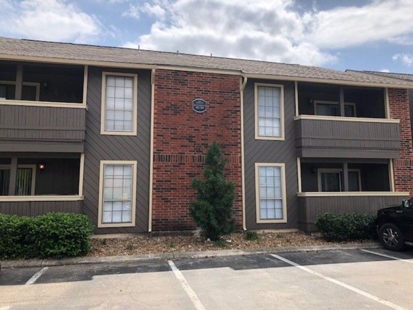 Lexington Apartments